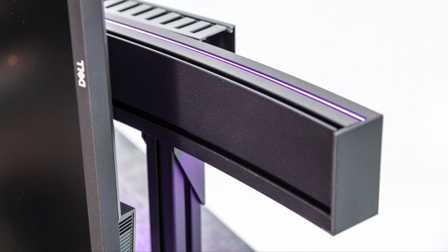 Radiologist Desk Monitor Arc