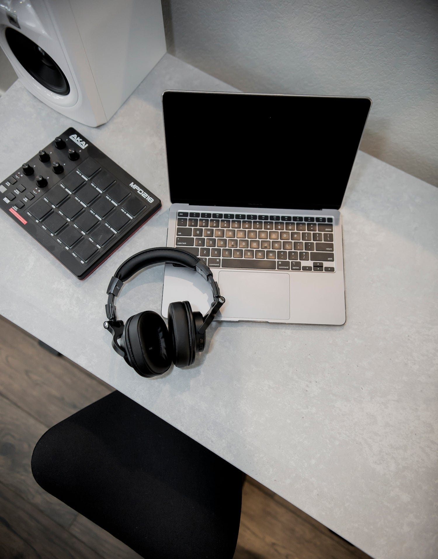 Mojo Side Table Non Epicor Workspace Tables