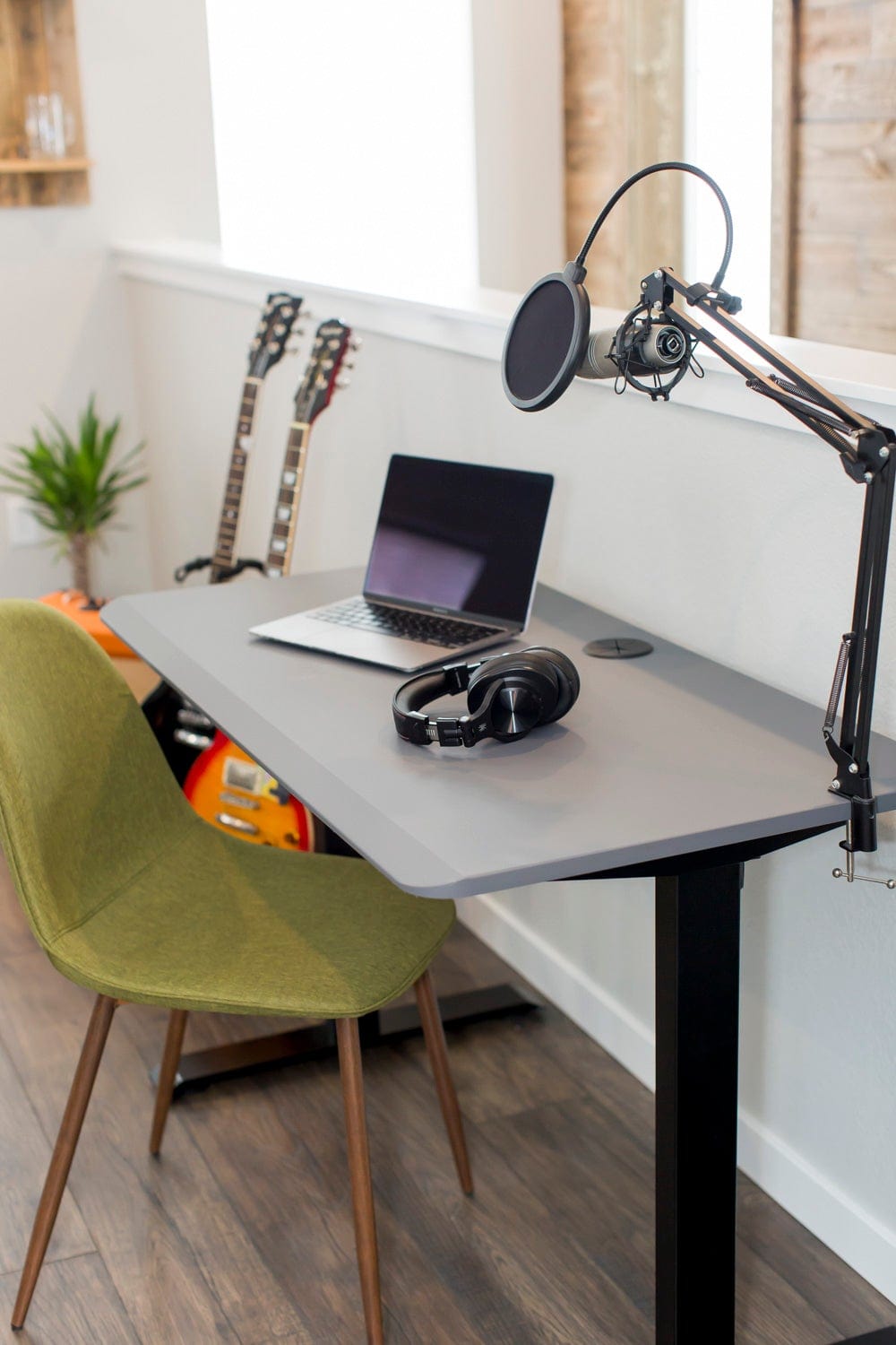 Mojo Side Table Non Epicor Workspace Tables