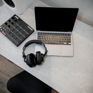 Mojo Side Table Non Epicor Workspace Tables
